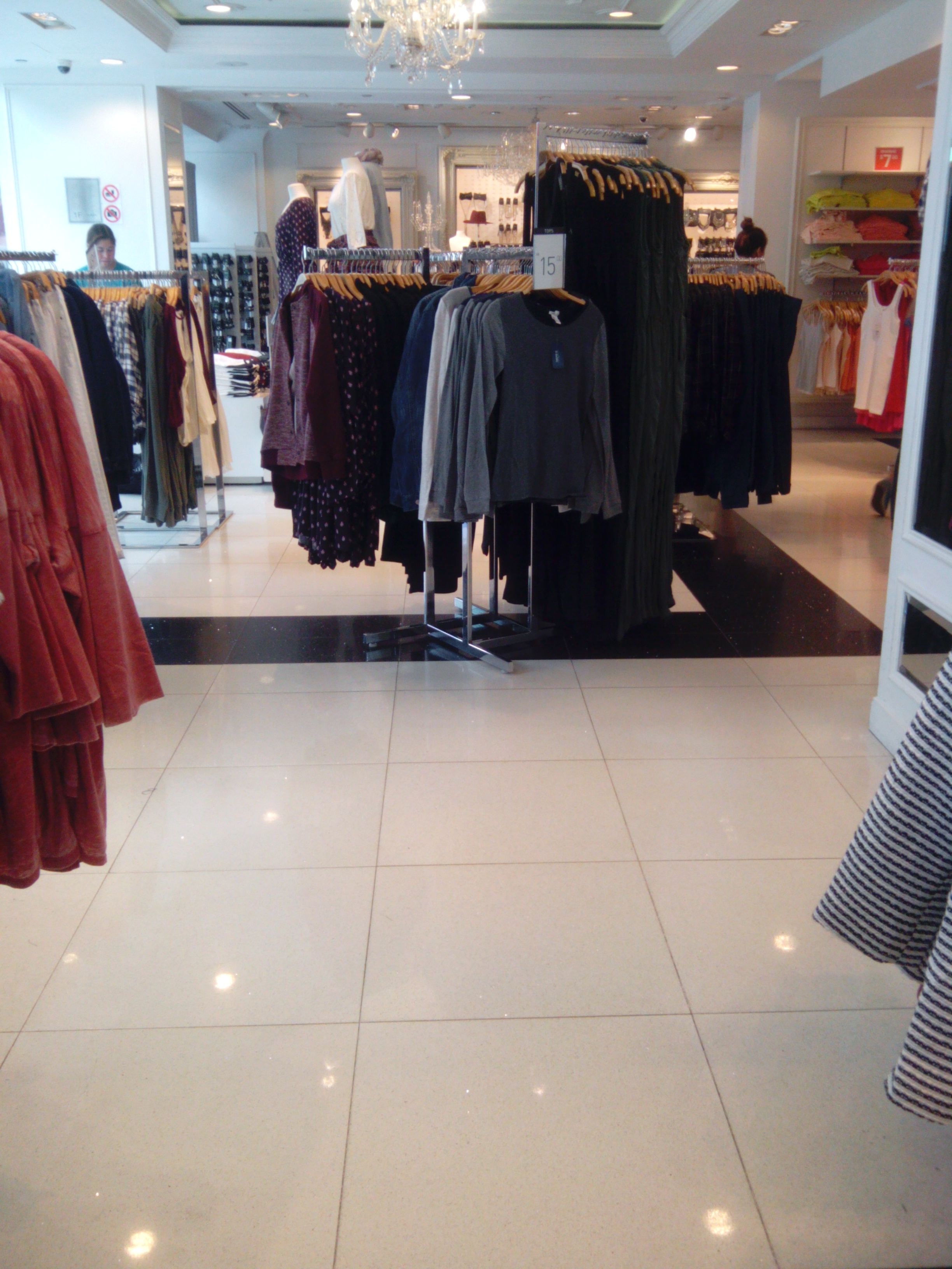 Forever 21 (313@Somerset) - AllGoEasy Singapore